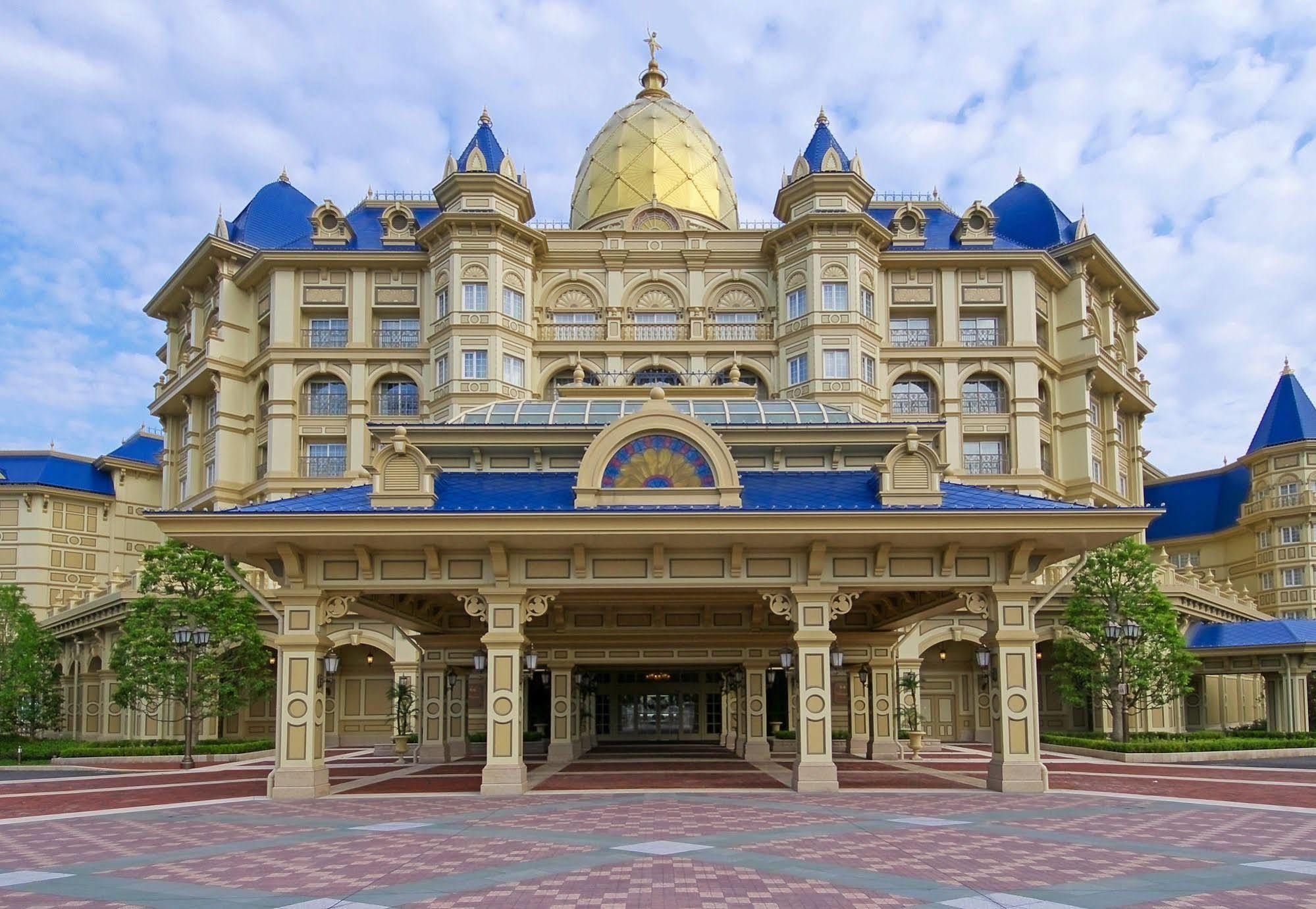 Tokyo Disneyland Hotel Chiba Exterior photo